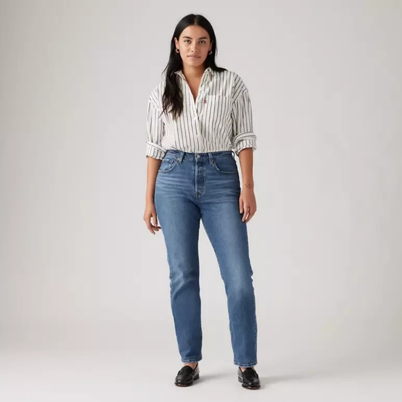 Levi's 501 Original Straight Jeans - Picture 4 of 8